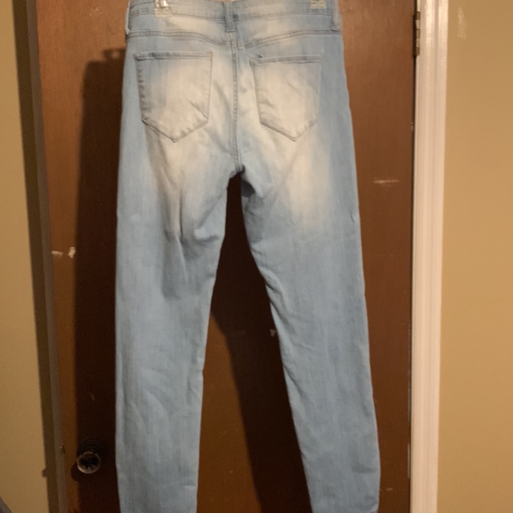 Blue Jeans - Picture 2 of 3